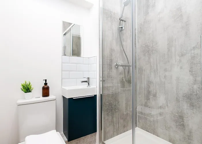 Appartement Stylish-5bed-5bath-freeparking-by Fabaccommodation Bristol