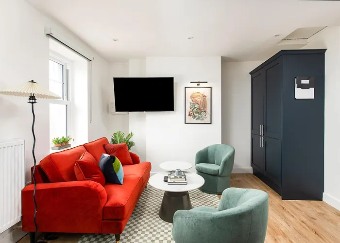 Stylish-5bed-5bath-freeparking-by Fabaccommodation 公寓 *